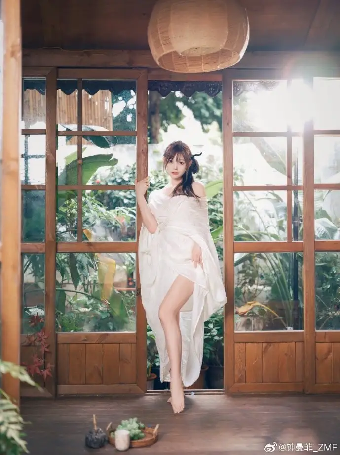 美颜前后对比图